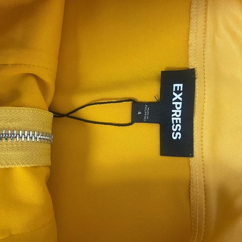 Express Yellow Suede Feel Belted Skirt - Picture 3 of 5